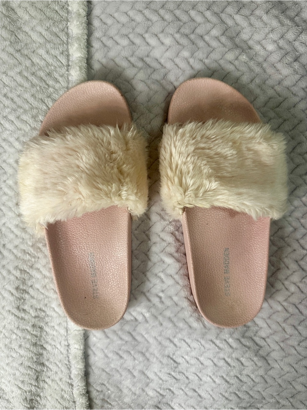 Steve Madden Pink Slides with Pastel Pink Faux-Fur Strap